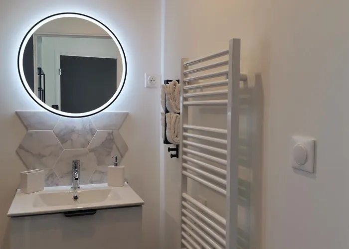 Les Bras De Morphee * Avize